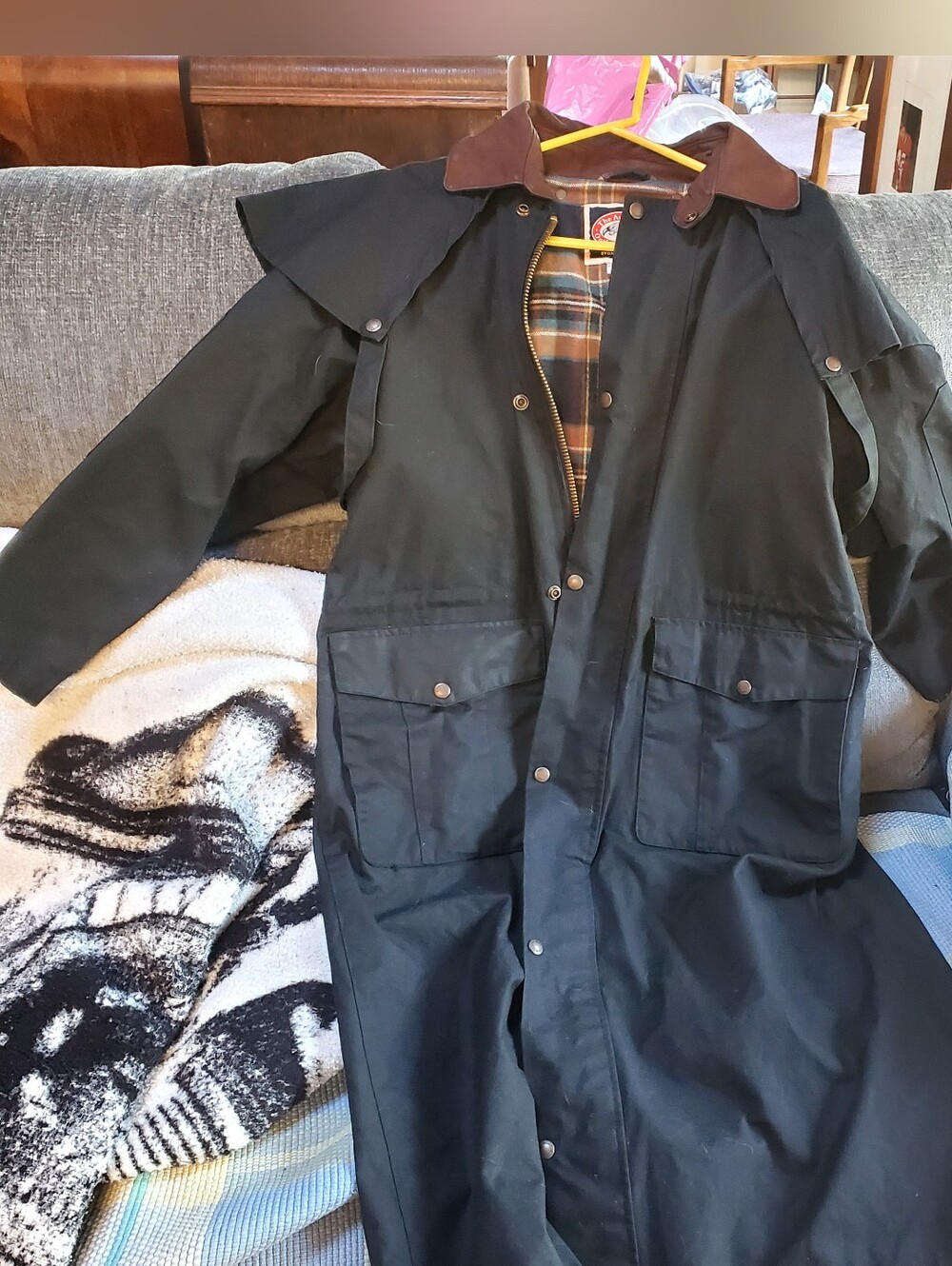 The Australian Outfitter Sydney Denver Black Oilskin Western Trench Coat Size S